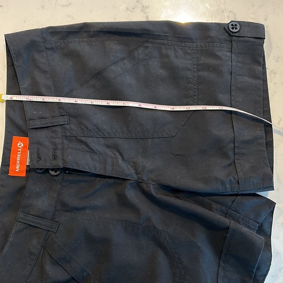 Women’s Merrell Black Shorts size 6 - Picture 5 of 8